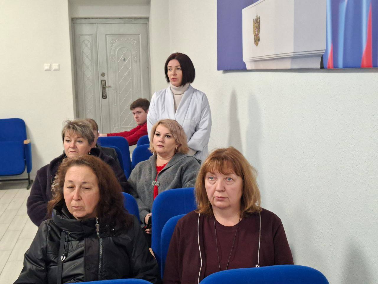 Антон Кравец: Совместно с заместителем председателя районного совета Ириной Швайко провел аппаратное совещание с руководителями предприятий и организаций района Антон Кравец: Совместно с заместителем председателя районного совета Ириной Швайко провел аппаратное совещание с руководителями предприятий и организаций района