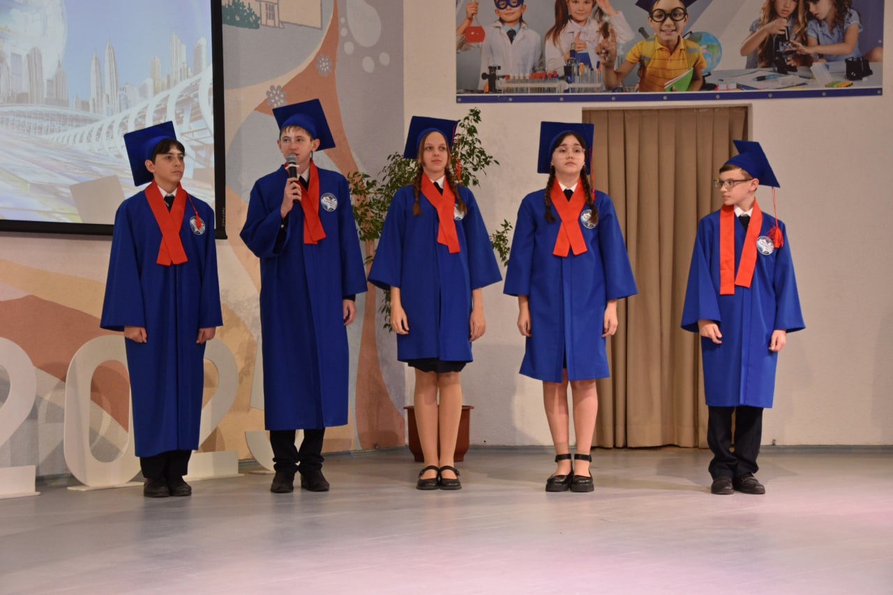 В Симферопольской академической гимназии дан старт традиционным Дням науки В Симферопольской академической гимназии дан старт традиционным Дням науки