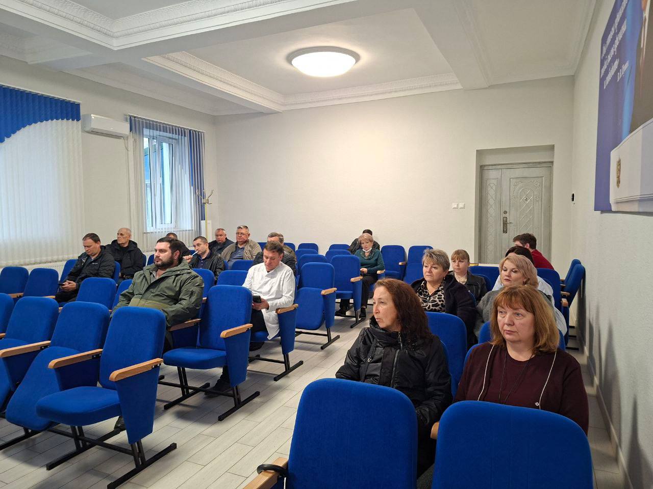 Антон Кравец: Совместно с заместителем председателя районного совета Ириной Швайко провел аппаратное совещание с руководителями предприятий и организаций района Антон Кравец: Совместно с заместителем председателя районного совета Ириной Швайко провел аппаратное совещание с руководителями предприятий и организаций района