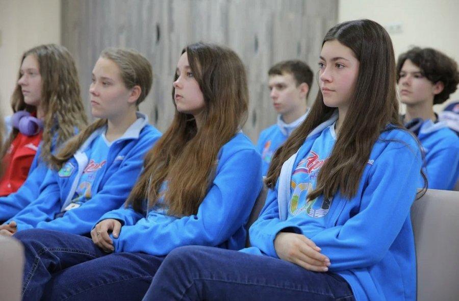 Уроки мужества для артековцев: участники программы «Севастополь — город Героев» делятся опытом Уроки мужества для артековцев: участники программы «Севастополь — город Героев» делятся опытом