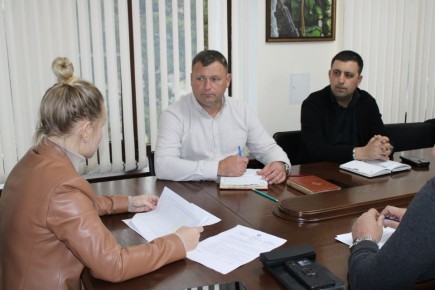  :             ,           ,   ...