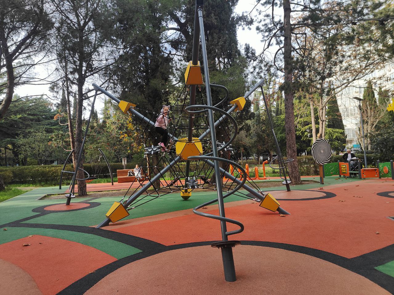 Первая "умная" детская площадка в Алуште! Первая "умная" детская площадка в Алуште!