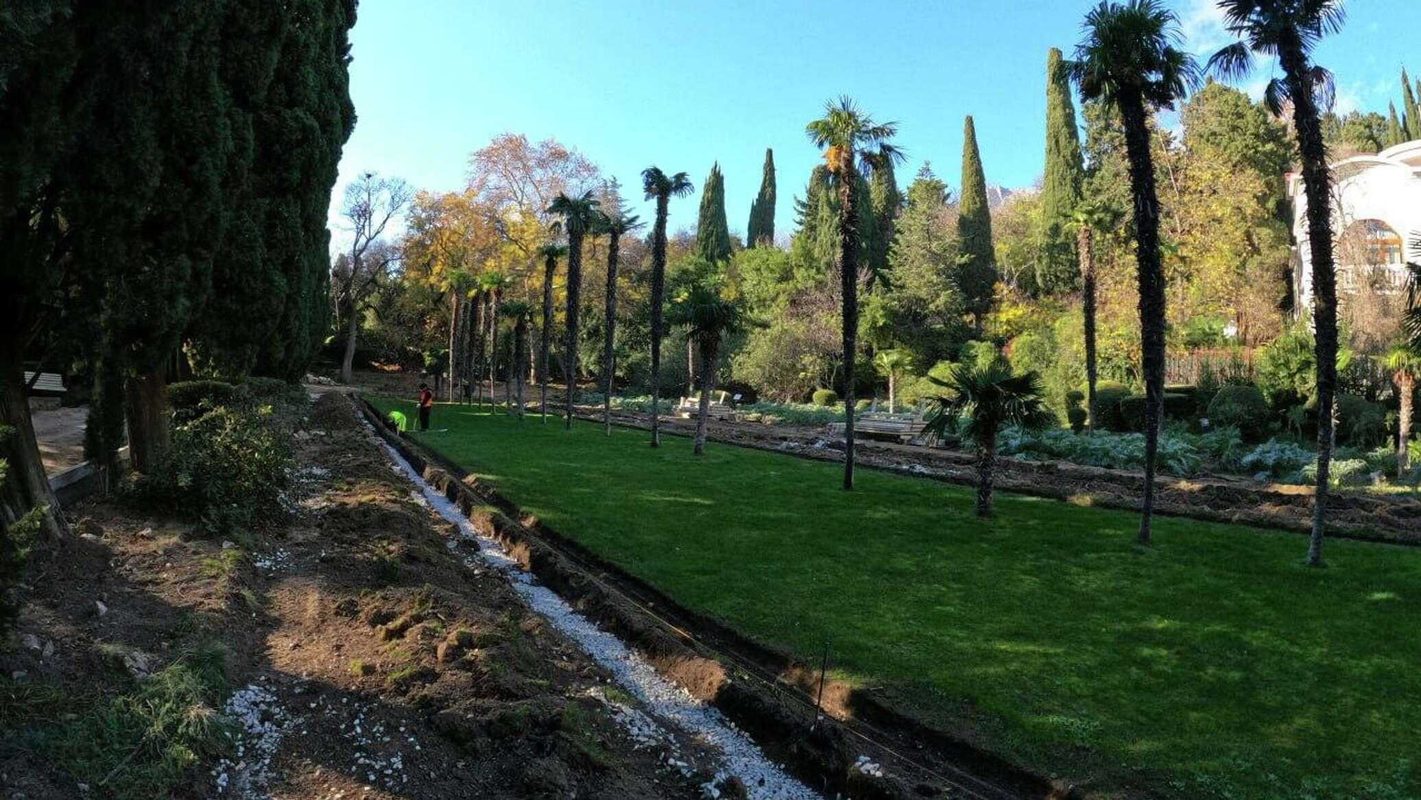 Когда в Ялте отремонтируют парки-памятники