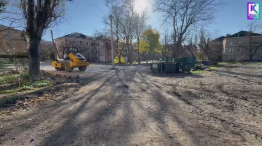 Олег Каторгин: Продолжается благоустройство двора по ул. Петра Дейкало, 6/1, Архитектурной, 5/2, Бульвару Пионеров, 2/5
