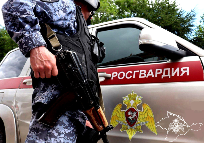 В Евпатории росгвардейцы пресекли противоправные действия злоумышленника в торговом заведении