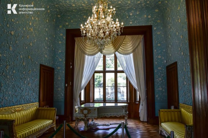 Голубую гостиную Воронцовского дворца в Алупке закроют на реставрацию