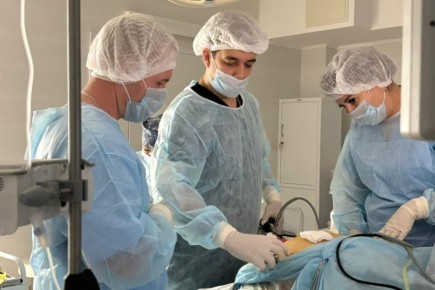 25 крымских врачей прошли программу повышения квалификации «Базовые навыки в лапароскопической хирургии»