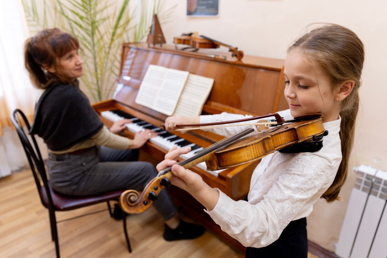 20 млн рублей получат крымские детские школы искусств на приобретение новых инструментов и оборудования 20 млн рублей получат крымские детские школы искусств на приобретение новых инструментов и оборудования