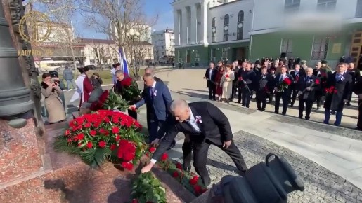  :            ,     !