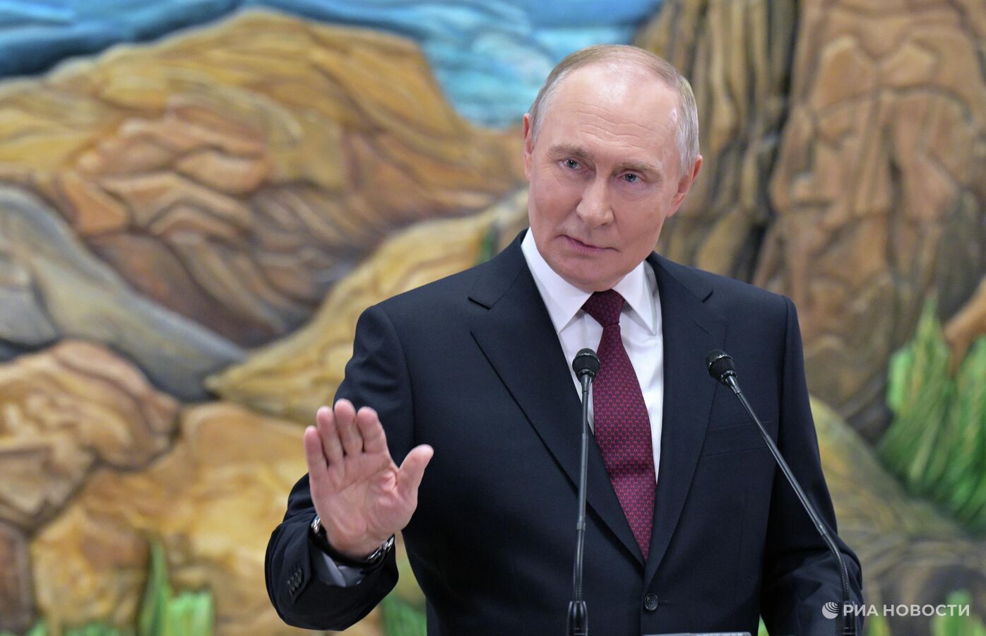 Путин назвал вопрос, который должен стать предметом переговоров с США