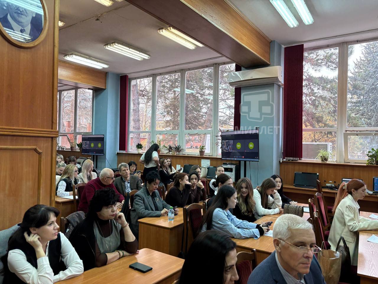 В Симферополе на площадке КФУ имени Вернадского проходит международная научная конференция «Конвергентные технологии XXI: вариативность, комбинаторика, коммуникация» В Симферополе на площадке КФУ имени Вернадского проходит международная научная конференция «Конвергентные технологии XXI: вариативность, комбинаторика, коммуникация»