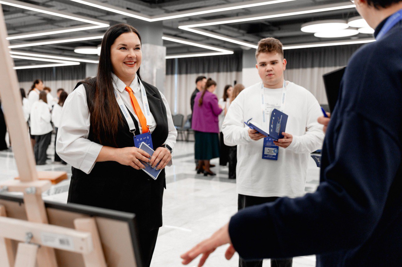 Представители Республики Крым участвуют в финале IV Всероссийской премии «Новая философия воспитания» Представители Республики Крым участвуют в финале IV Всероссийской премии «Новая философия воспитания»