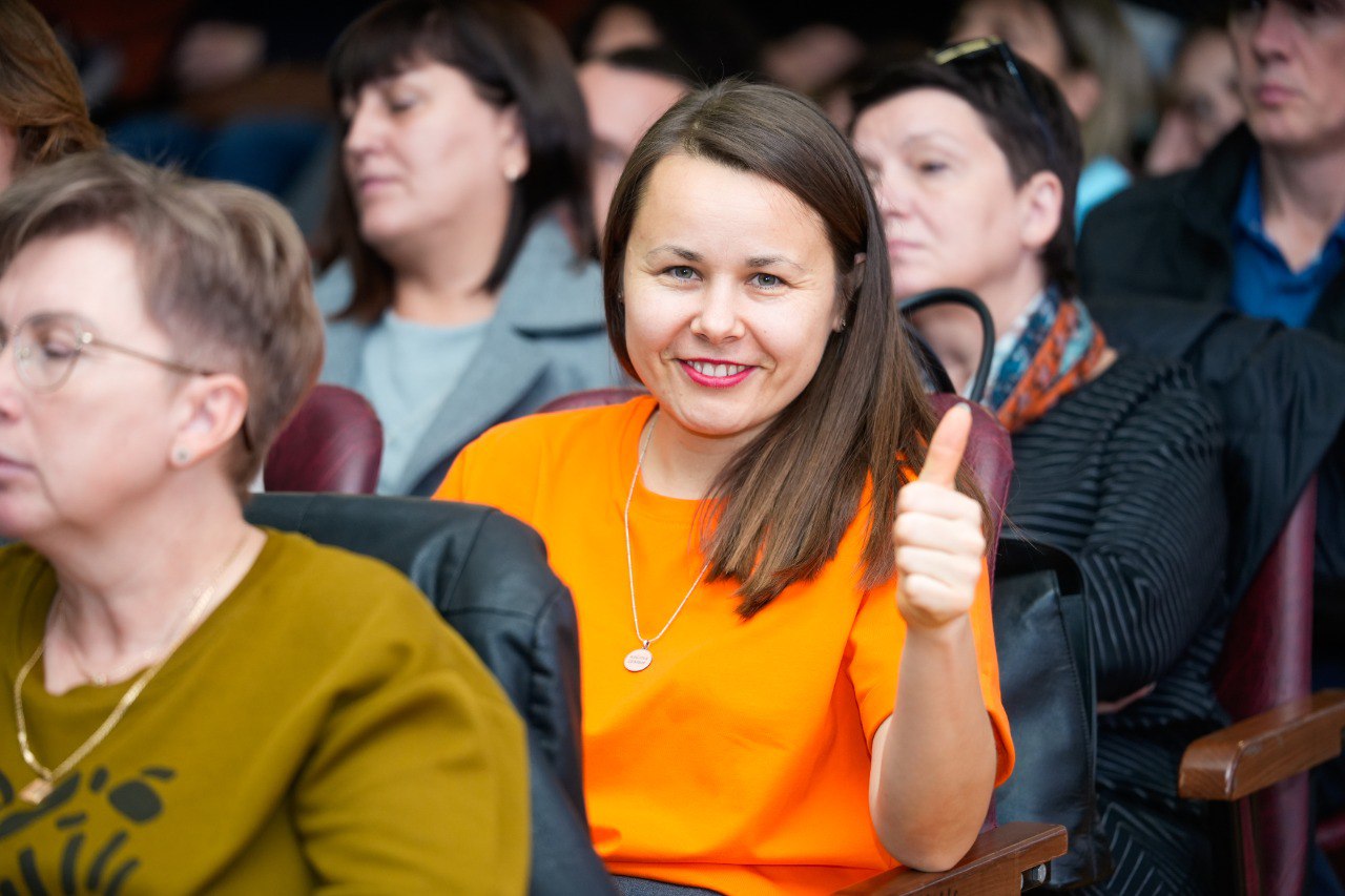 В Симферополе прошел межрегиональный семинар-практикум «Клубы «Устойчивая семья» В Симферополе прошел межрегиональный семинар-практикум «Клубы «Устойчивая семья»