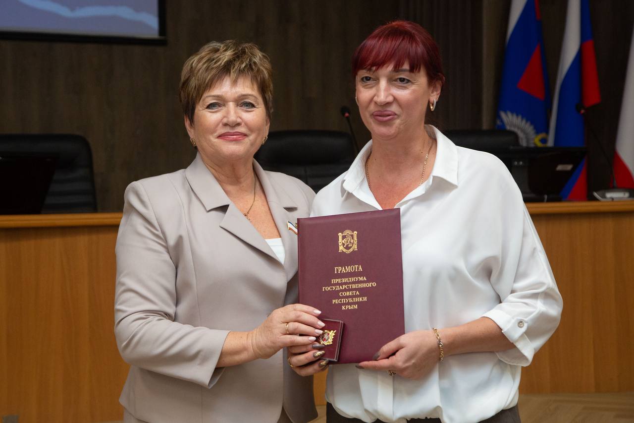 Алла Пономаренко поздравила работников налоговых органов с профессиональным праздником Алла Пономаренко поздравила работников налоговых органов с профессиональным праздником