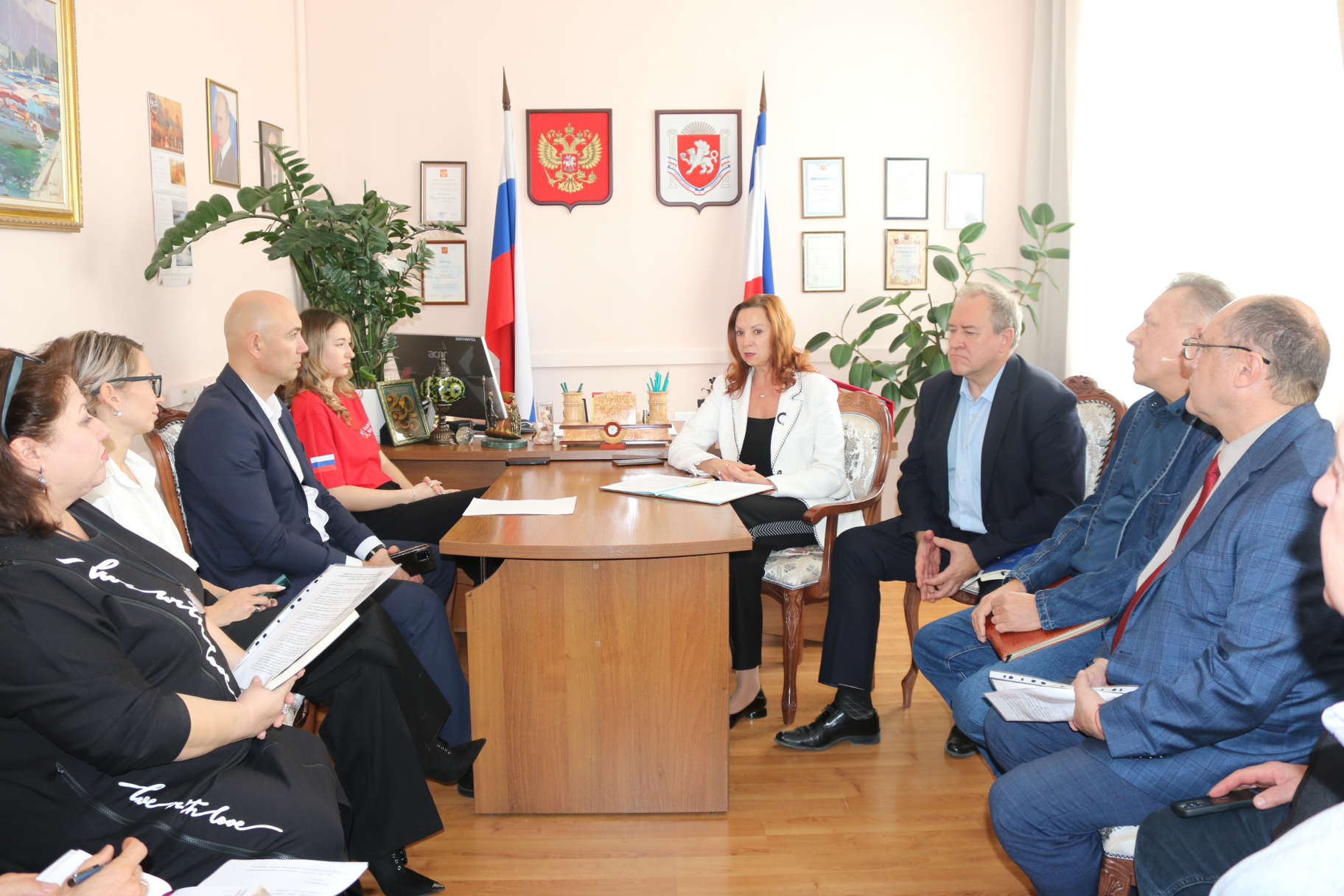 Татьяна Манежина встретилась с деятелями культуры – создателями контента на тему СВО