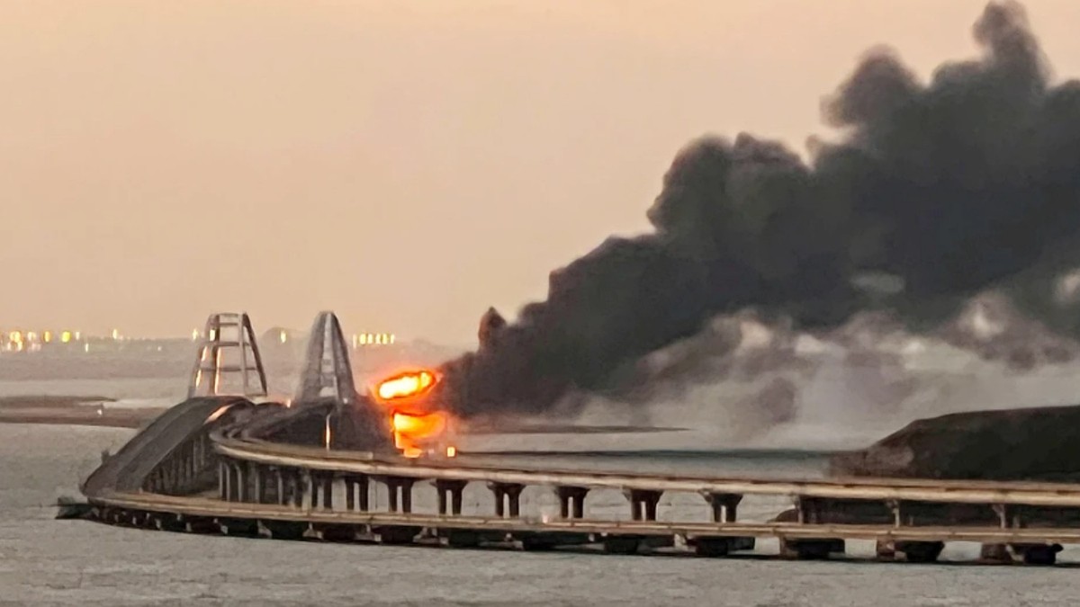 Взорвавшим Крымский мост в 2022 году озвучили приговор: какое наказание они получили
