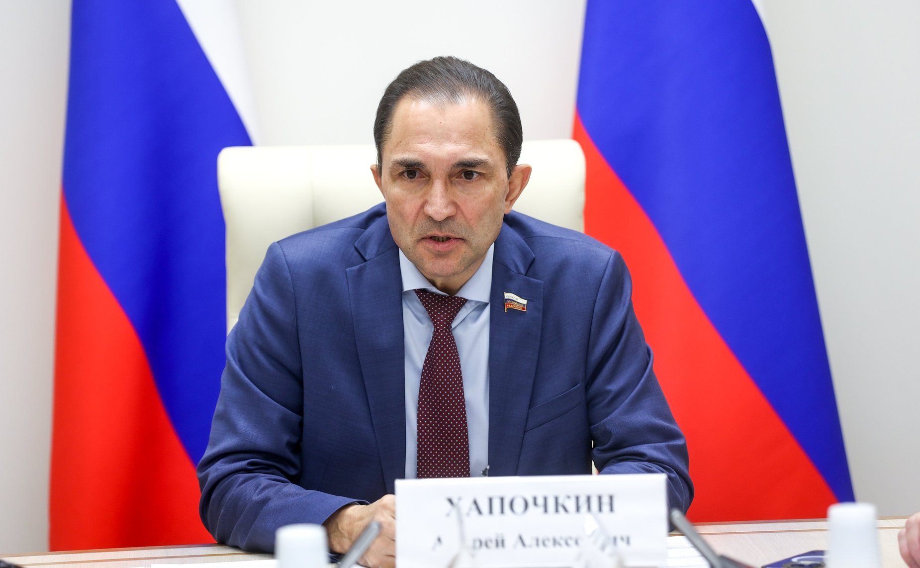 А. Хапочкин провел совещание по повышению транспортной доступности Сахалинской области А. Хапочкин провел совещание по повышению транспортной доступности Сахалинской области