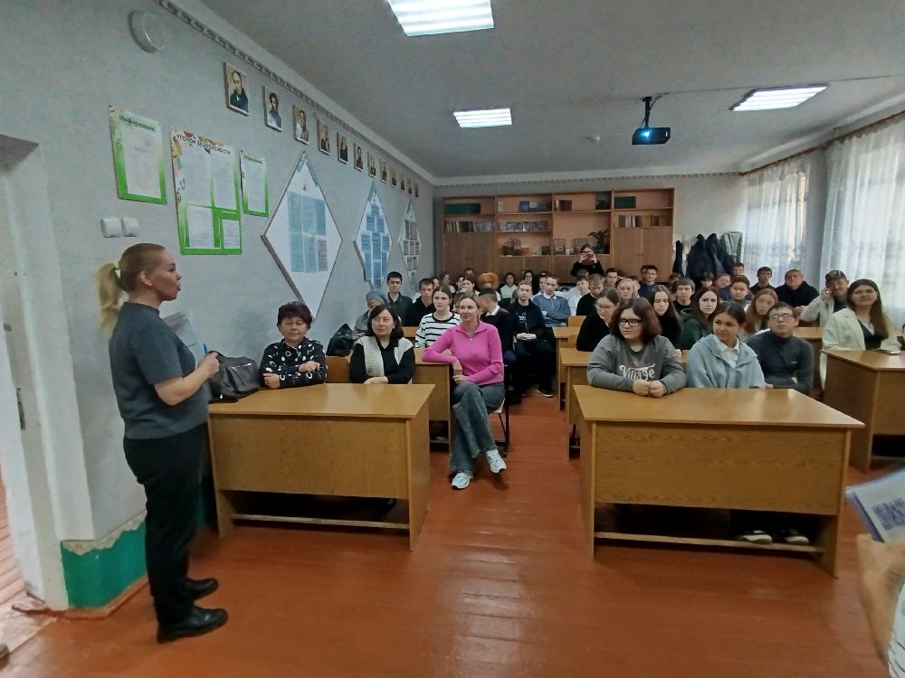 В Раздольненском районе продолжаются мероприятия по правовому просвещению обучающихся, а также их родителей В Раздольненском районе продолжаются мероприятия по правовому просвещению обучающихся, а также их родителей