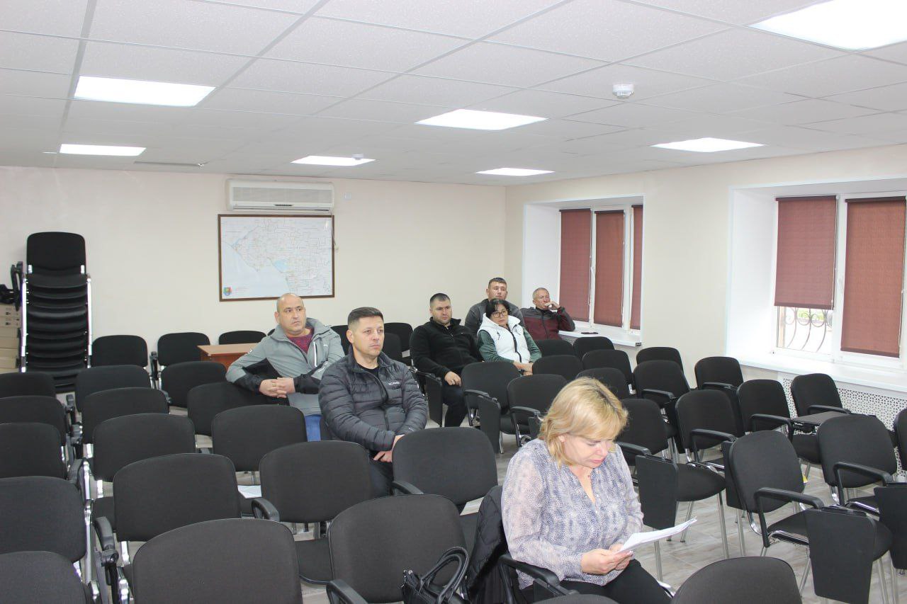 Владислав Хаджиев: Сегодня в Сакском районе прошло очередное заседание рабочей группы по противодействию нелегальной занятости Владислав Хаджиев: Сегодня в Сакском районе прошло очередное заседание рабочей группы по противодействию нелегальной занятости