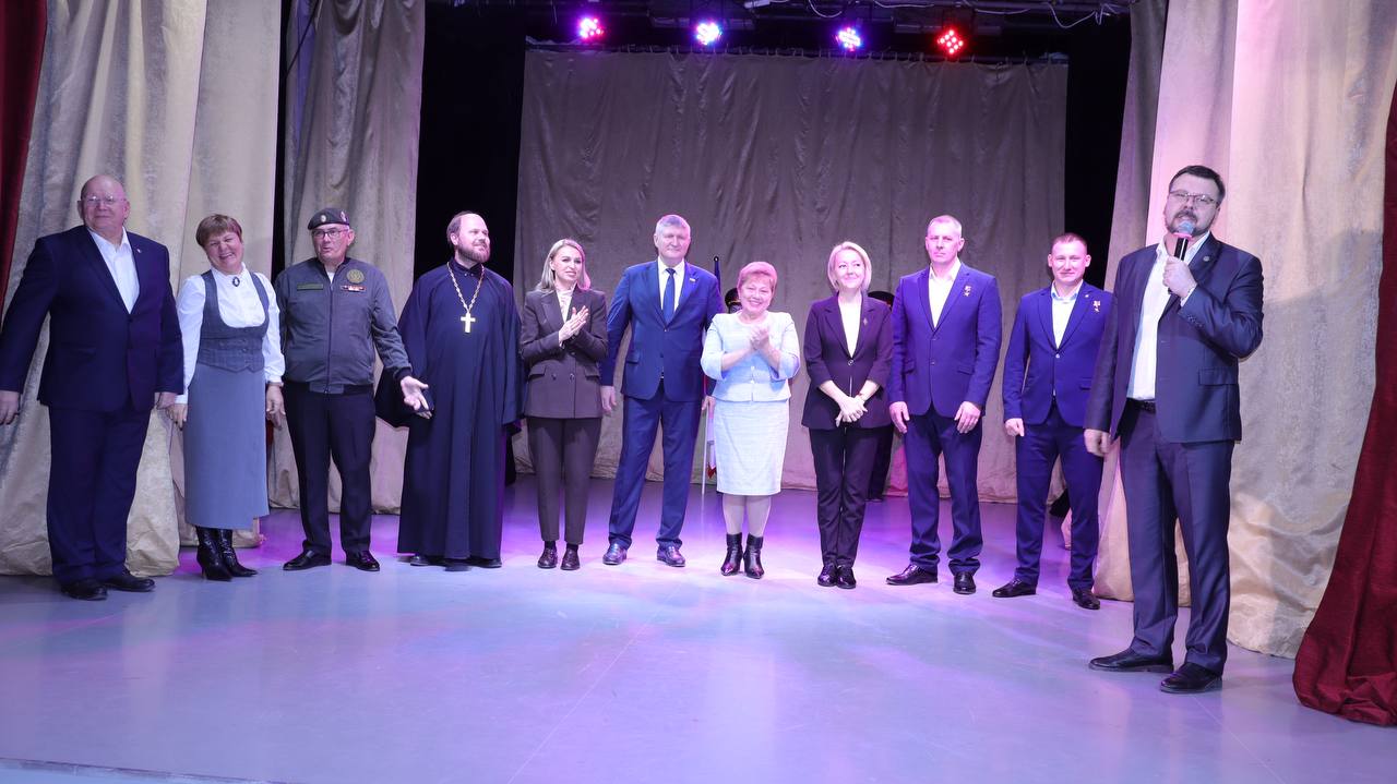 Анастасия Гридчина: Сегодня приняла участие в ежегодном торжественном посвящении учащихся первых классов МБОУ «СОШ №38» имени Героя Российской Федерации В.А. Дорохина в ряды движения «Юные дорохинцы – Орлята России» Анастасия Гридчина: Сегодня приняла участие в ежегодном торжественном посвящении учащихся первых классов МБОУ «СОШ №38» имени Героя Российской Федерации В.А. Дорохина в ряды движения «Юные дорохинцы – Орлята России»