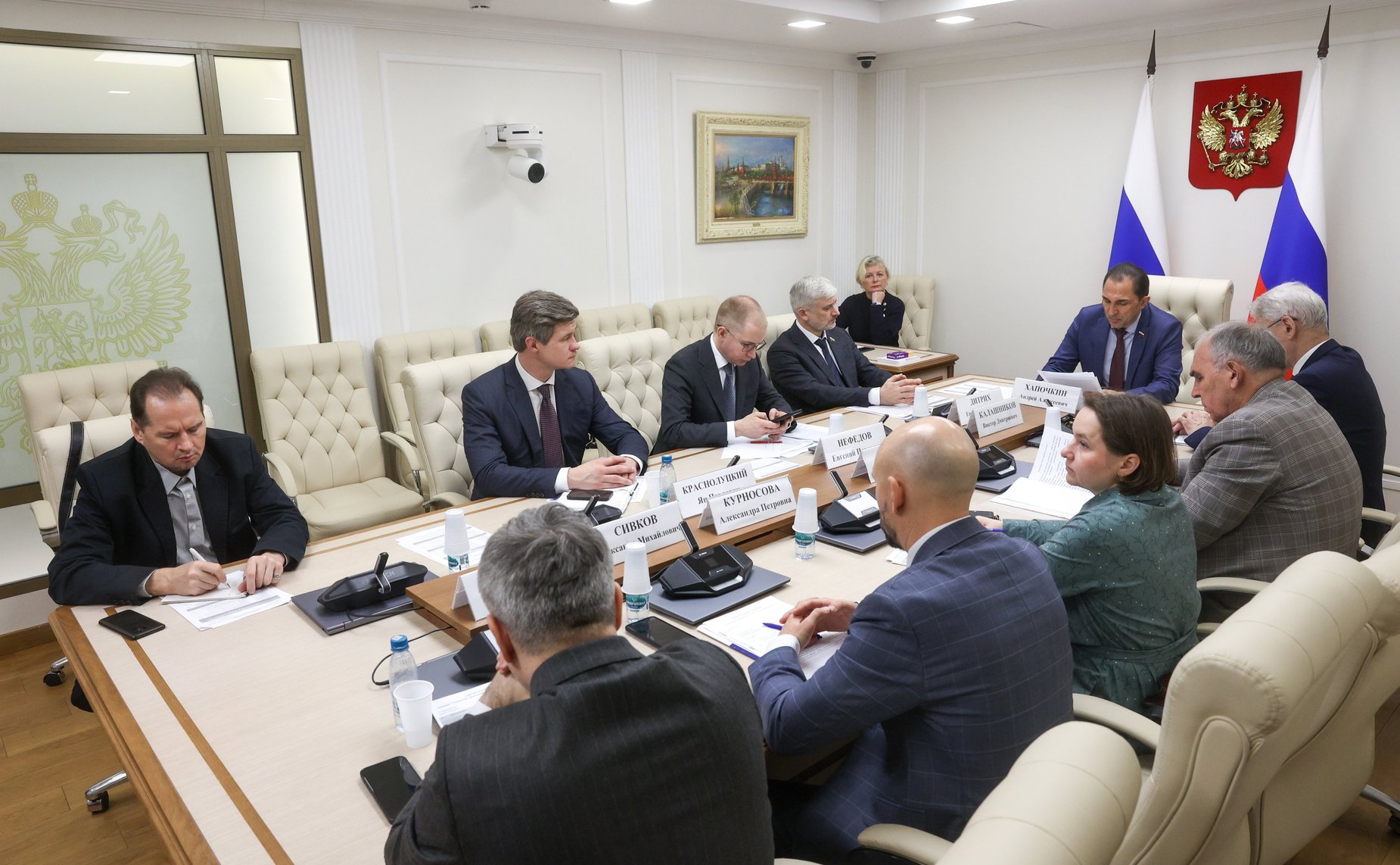 А. Хапочкин провел совещание по повышению транспортной доступности Сахалинской области А. Хапочкин провел совещание по повышению транспортной доступности Сахалинской области