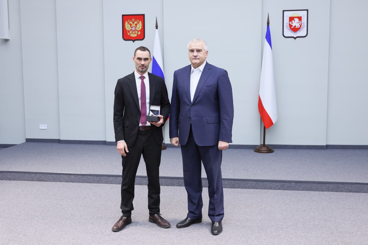 В Крыму отметили благодарностями сотрудников ЦУРа и администраторов госпабликов