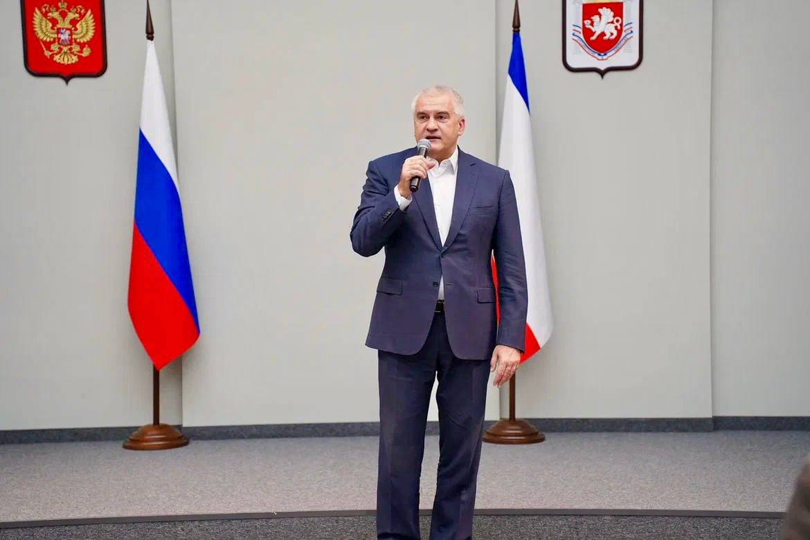 Заместитель директора по творческим вопросам Дома дружбы народов Крыма Александра Бондаренко удостоена благодарности Руководителя Центра управления регионами Республики Крым! Заместитель директора по творческим вопросам Дома дружбы народов Крыма Александра Бондаренко удостоена благодарности Руководителя Центра управления регионами Республики Крым!