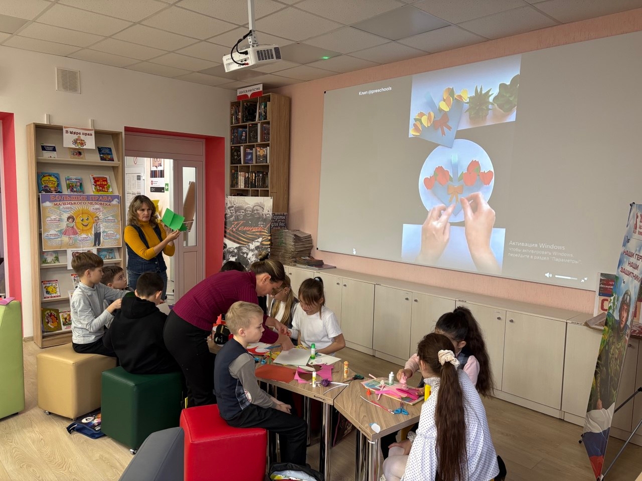 В библиотеках Белогорского района проходят мероприятия ко Дню матери В библиотеках Белогорского района проходят мероприятия ко Дню матери