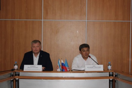 Владимир Ким: Провел встречу с жителями Феодосийского округа по вопросу благоустройства новой набережной в 2026 году