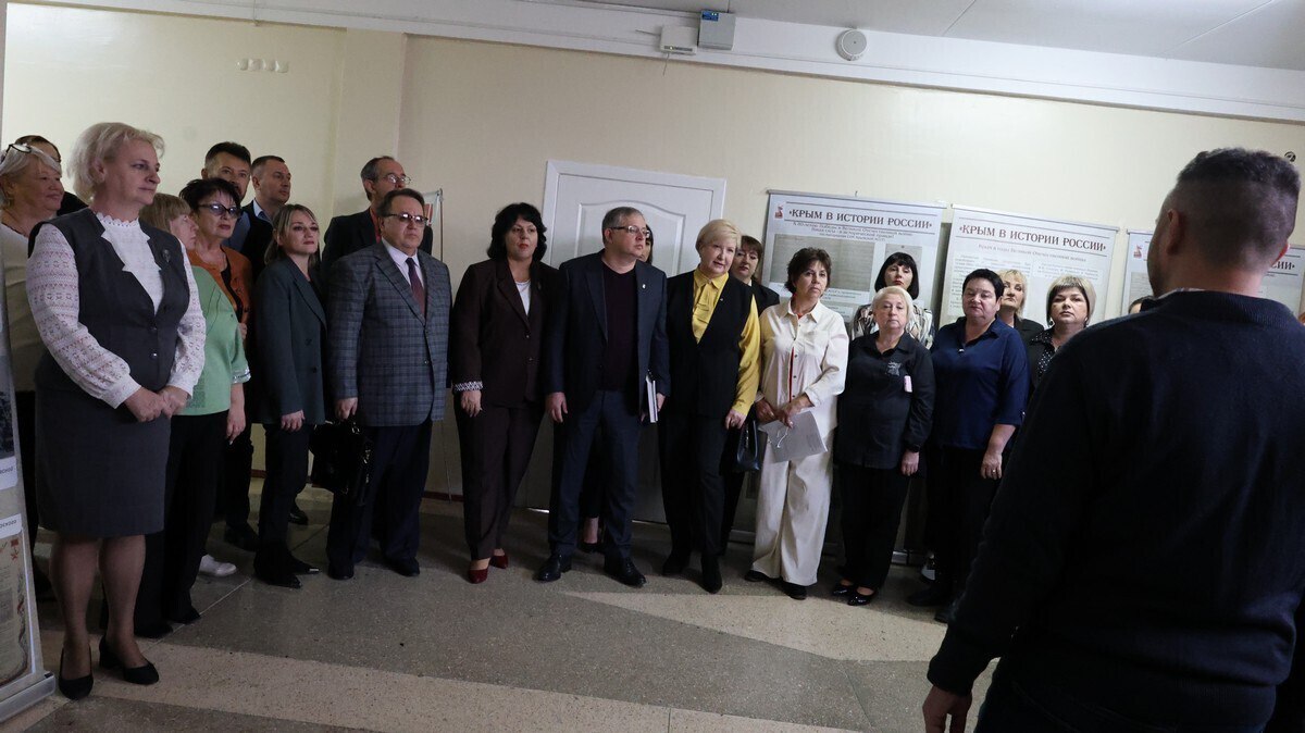 Олег Лобов: необходимо развивать и укреплять взаимодействие архивов и школ в изучении истории Крыма Олег Лобов: необходимо развивать и укреплять взаимодействие архивов и школ в изучении истории Крыма