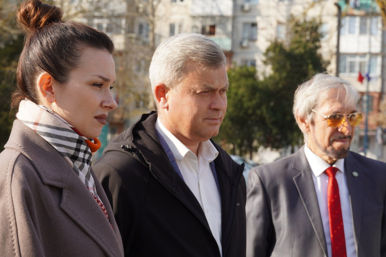 Олег Каторгин: В Керчи заключили соглашение о сотрудничестве между Всероссийской общественной организацией «Русское географическое общество» в Республике Крым и Администрацией города Олег Каторгин: В Керчи заключили соглашение о сотрудничестве между Всероссийской общественной организацией «Русское географическое общество» в Республике Крым и Администрацией города