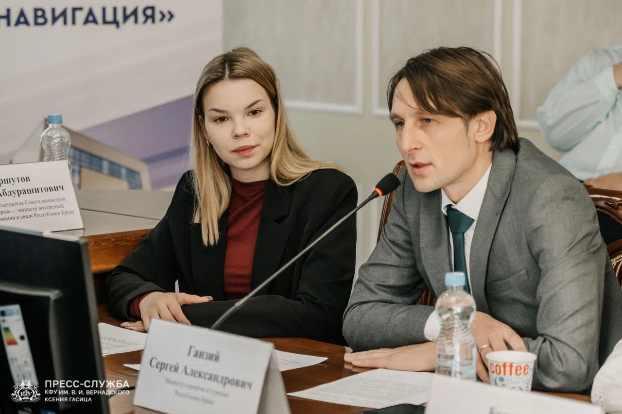 Сергей Ганзий: В неформальном разговоре пообщался с крымскими студентами КФУ им. Вернадского, поделился опытом наставничества в рамках республиканской программы «Герои Крыма», рассказал об основных этапах своей биографии и... Сергей Ганзий: В неформальном разговоре пообщался с крымскими студентами КФУ им. Вернадского, поделился опытом наставничества в рамках республиканской программы «Герои Крыма», рассказал об основных этапах своей биографии и...