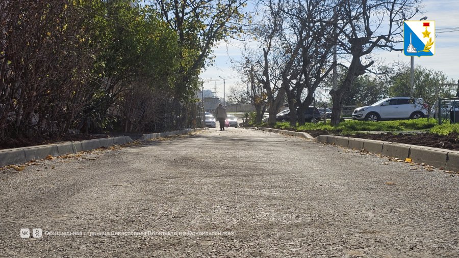 На улице Мечникова завершили ремонт внутриквартальной дороги и тротуаров На улице Мечникова завершили ремонт внутриквартальной дороги и тротуаров