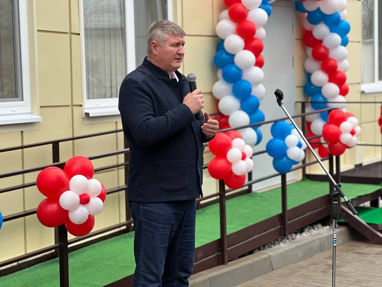 Михаил Шеремет: Торжественное открытие нового, современного пищеблока в средней школе № 3 города Джанкоя порадовало сегодня школьников, родителей, а также персонал учебного заведения Михаил Шеремет: Торжественное открытие нового, современного пищеблока в средней школе № 3 города Джанкоя порадовало сегодня школьников, родителей, а также персонал учебного заведения