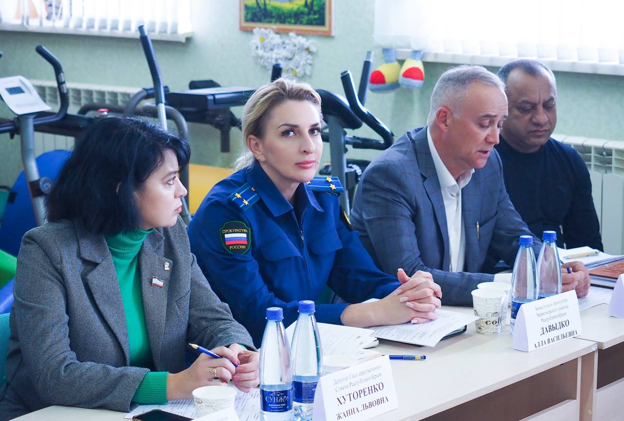 Александр Дудинов принял участие в заседании Круглого стола Александр Дудинов принял участие в заседании Круглого стола