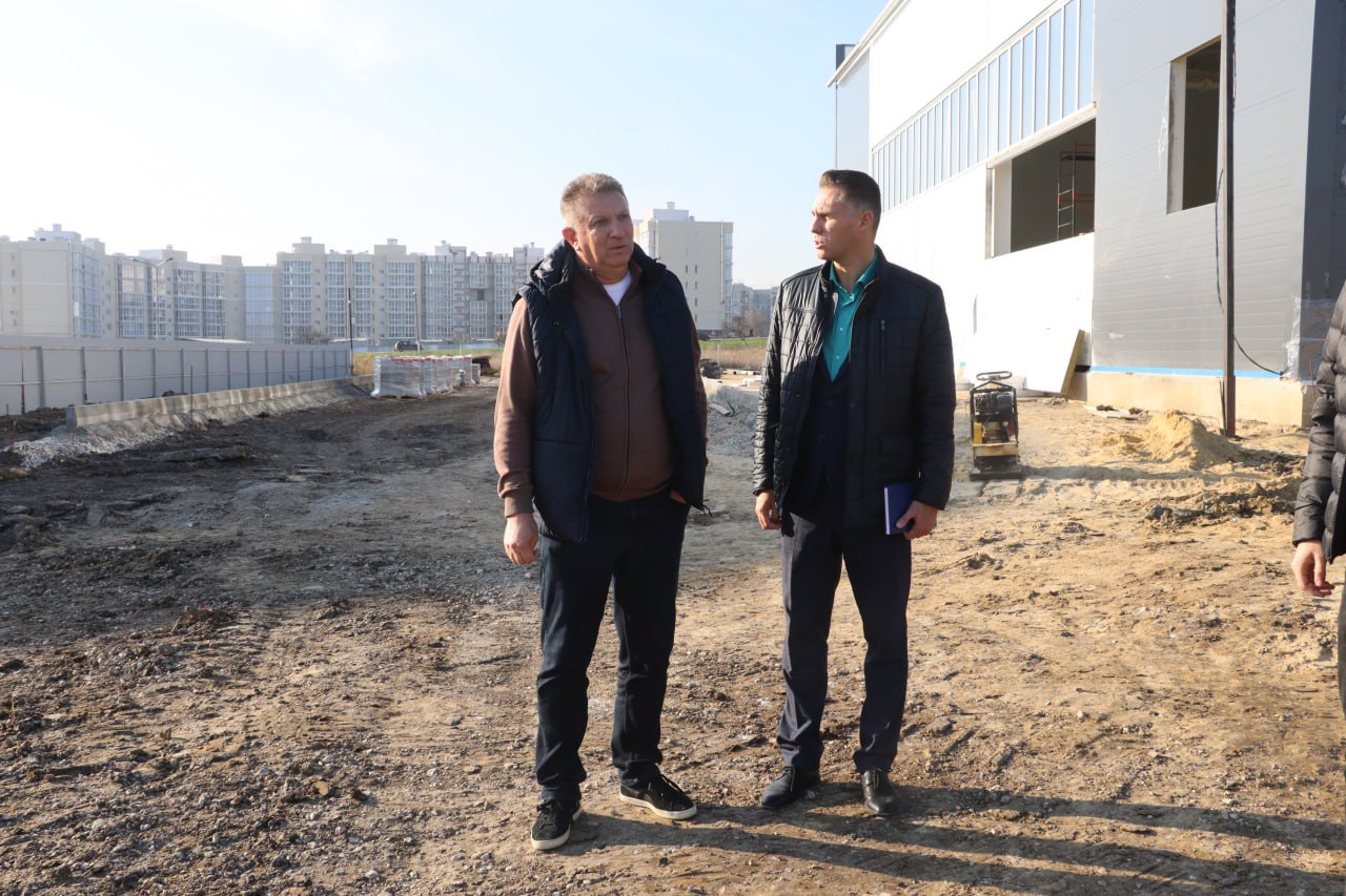 Керчь с рабочим визитом посетил заслуженный мастер спорта России Евгений Рылов Керчь с рабочим визитом посетил заслуженный мастер спорта России Евгений Рылов