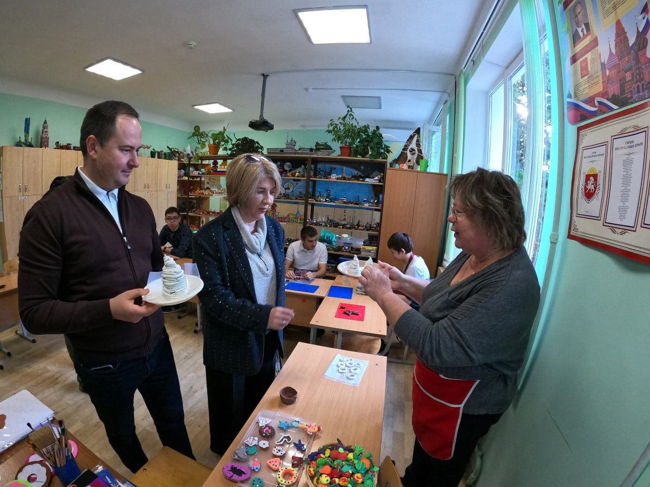 Янина Павленко: Большой мониторинг ремонта в образовательных организациях Большой Ялты продолжаем Янина Павленко: Большой мониторинг ремонта в образовательных организациях Большой Ялты продолжаем