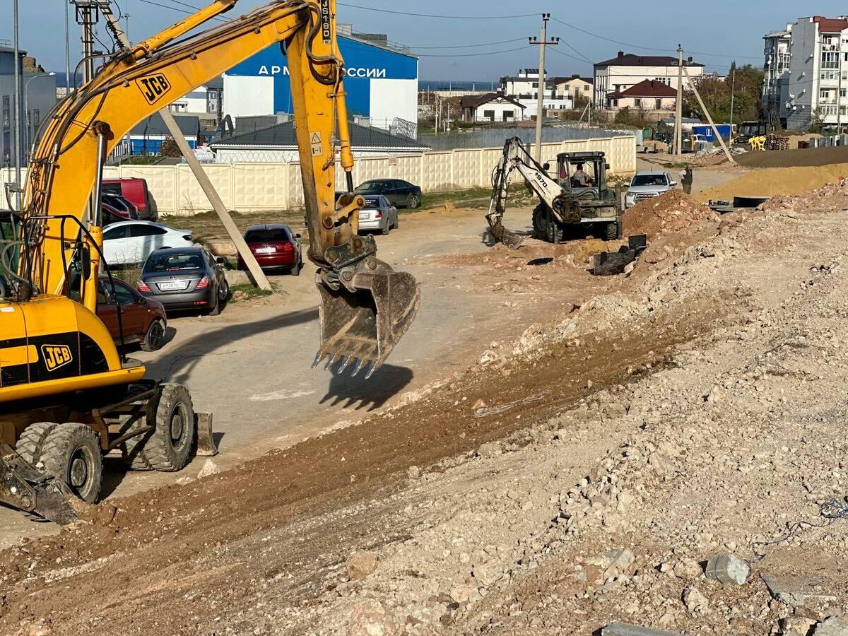 Строительство Античного проспекта в Севастополе завершат к концу года Строительство Античного проспекта в Севастополе завершат к концу года