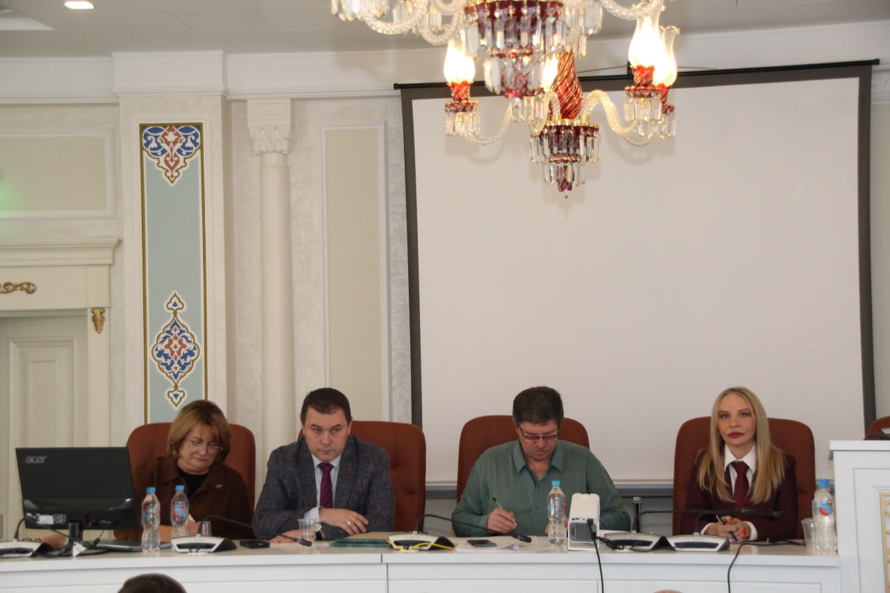 В Общественной палате Крыма обсудили ключевые вопросы инфраструктуры, транспорта и тарифообразования В Общественной палате Крыма обсудили ключевые вопросы инфраструктуры, транспорта и тарифообразования