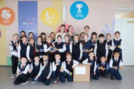 Председатель Бахчисарайского городского совета Ольга Кулинченко приняла участие во Всероссийской благотворительной акции «Коробка храбрости»