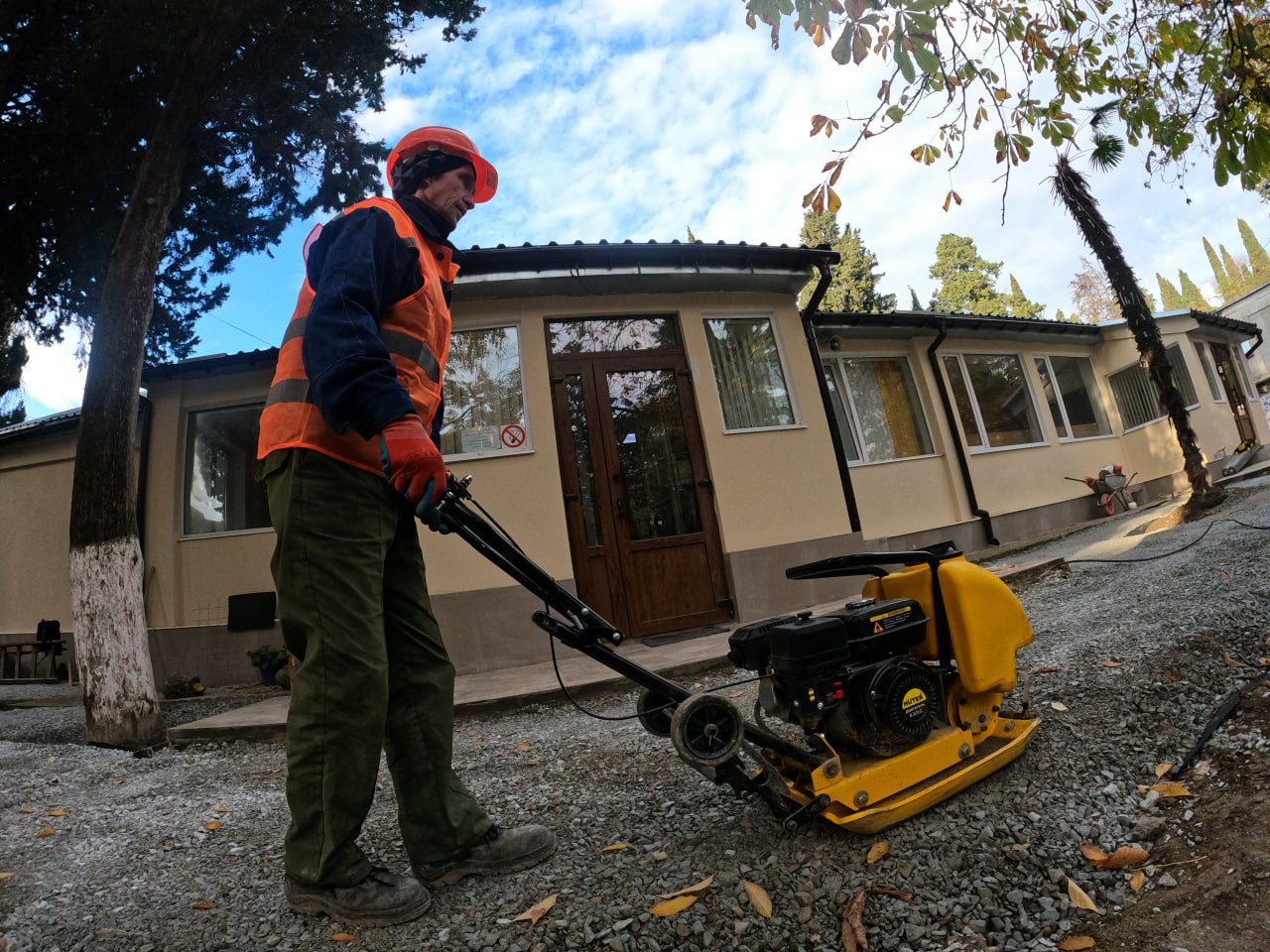 Янина Павленко: Большой мониторинг ремонта в образовательных организациях Большой Ялты продолжаем Янина Павленко: Большой мониторинг ремонта в образовательных организациях Большой Ялты продолжаем