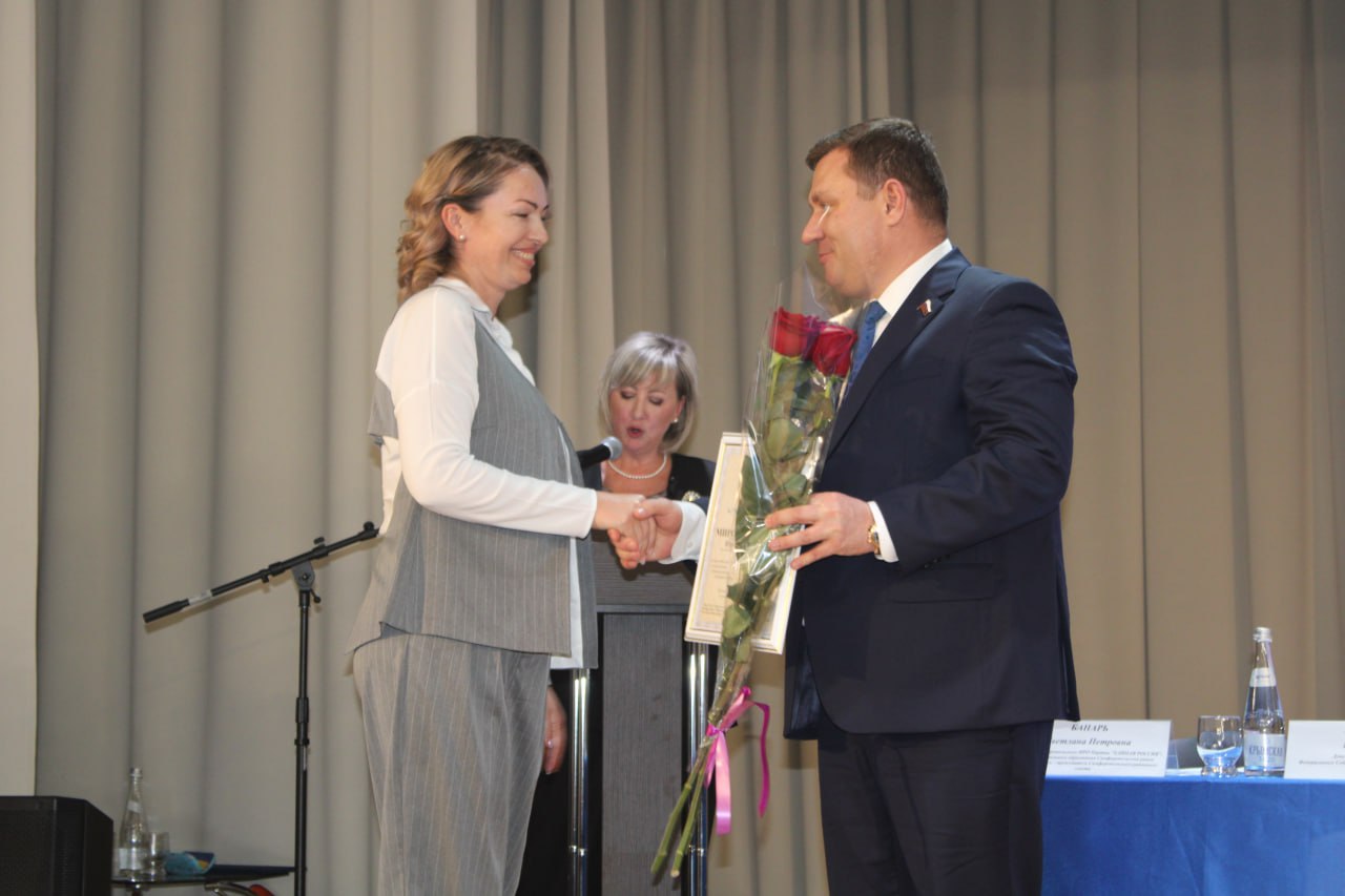 Юрий Нестеренко: Во всех муниципальных образованиях округа прошли конференции партии «Единая Россия» Юрий Нестеренко: Во всех муниципальных образованиях округа прошли конференции партии «Единая Россия»