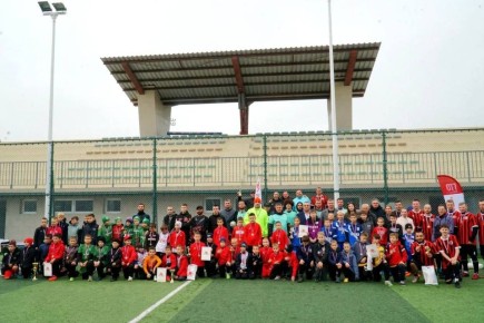  :         -    ,            -