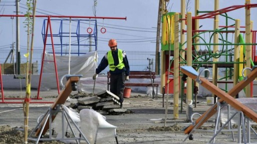 В Крыму призвали ускорить строительство школ и детсадов по госпрограмме