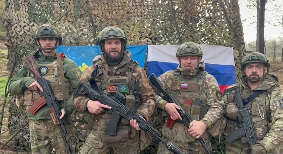 Бойцы группировки войск «Днепр» поздравили женщин с Днём матери