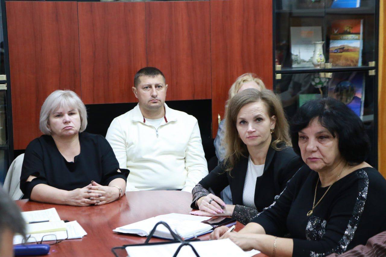 Ольга Урайкина: Сегодня провела аппаратное совещание с главами поселений, на котором был рассмотрен ряд вопросов Ольга Урайкина: Сегодня провела аппаратное совещание с главами поселений, на котором был рассмотрен ряд вопросов