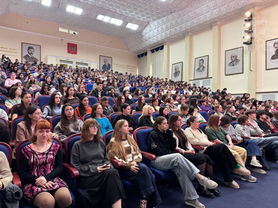 � ���� ����� ����� ������� ������ ������ ���������������� �������� � ������: ������� � ���� ����������� �����������