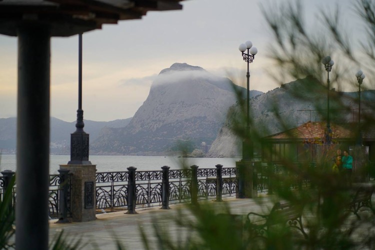 Не падал первый снег и розы зацвели: какие сюрпризы принесла погода 1 декабря в Крыму Не падал первый снег и розы зацвели: какие сюрпризы принесла погода 1 декабря в Крыму