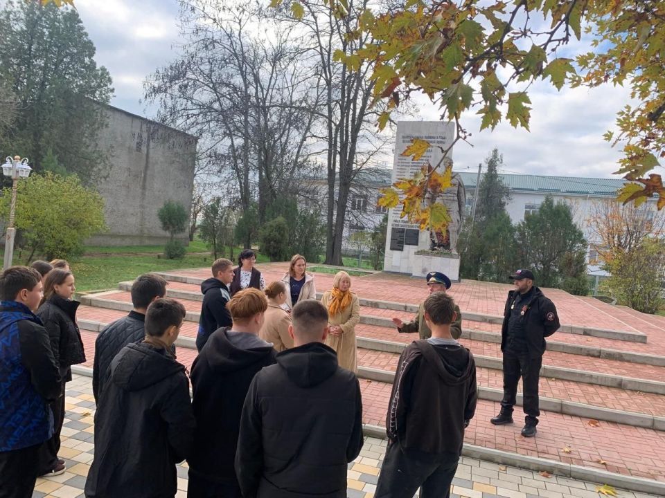 Ветераны пообщались со школьниками в Советском районе Ветераны пообщались со школьниками в Советском районе