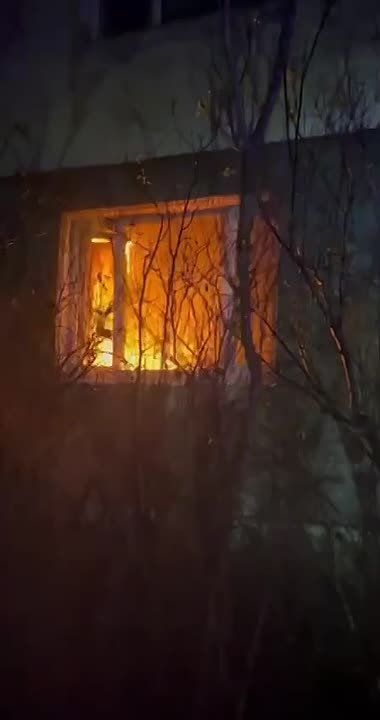 Крымские огнеборцы ликвидировали возгорание жилого дома в Раздольненском районе